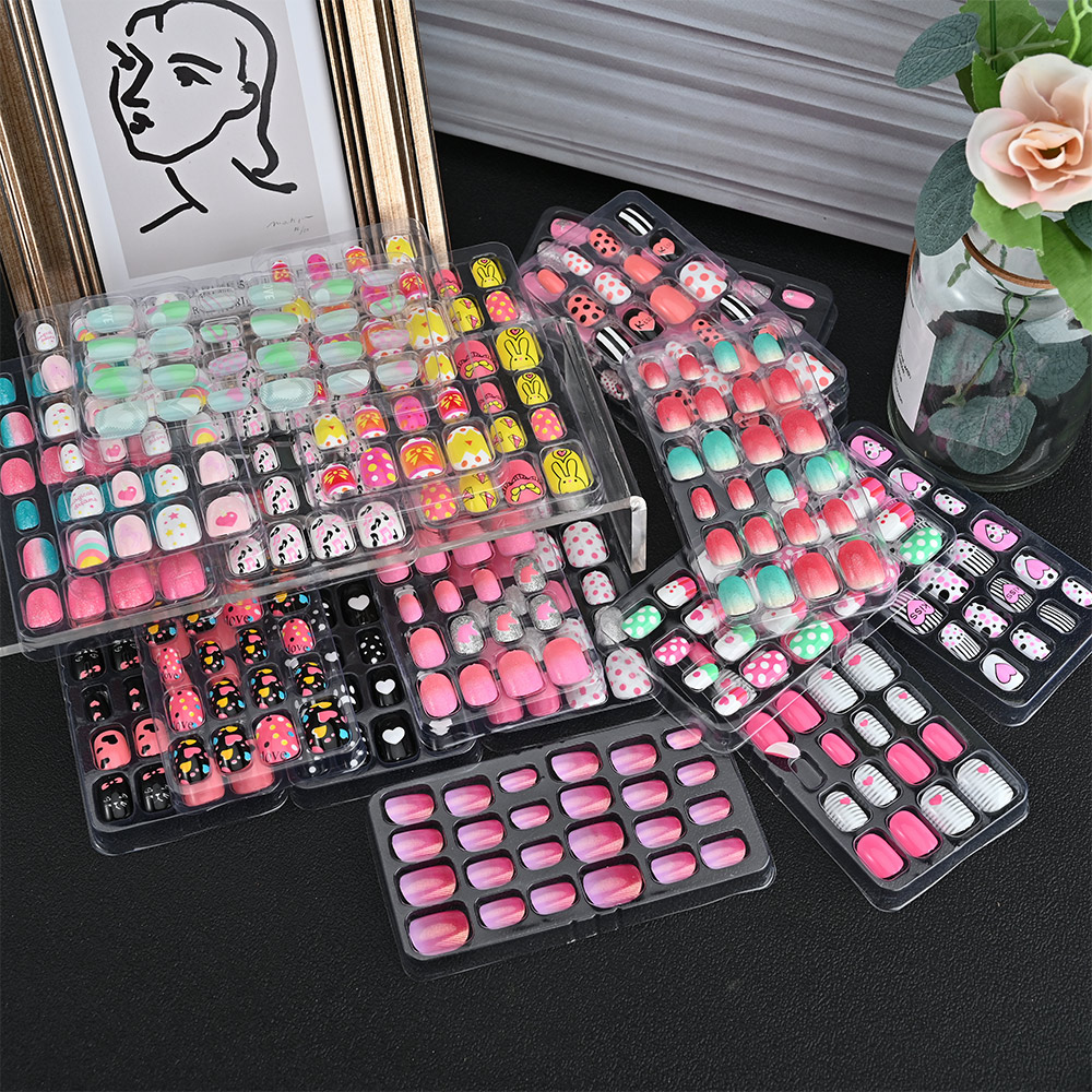 24 Pz/scatola Bambini Cartoon  - Nail Art Xs recensione e prezzo