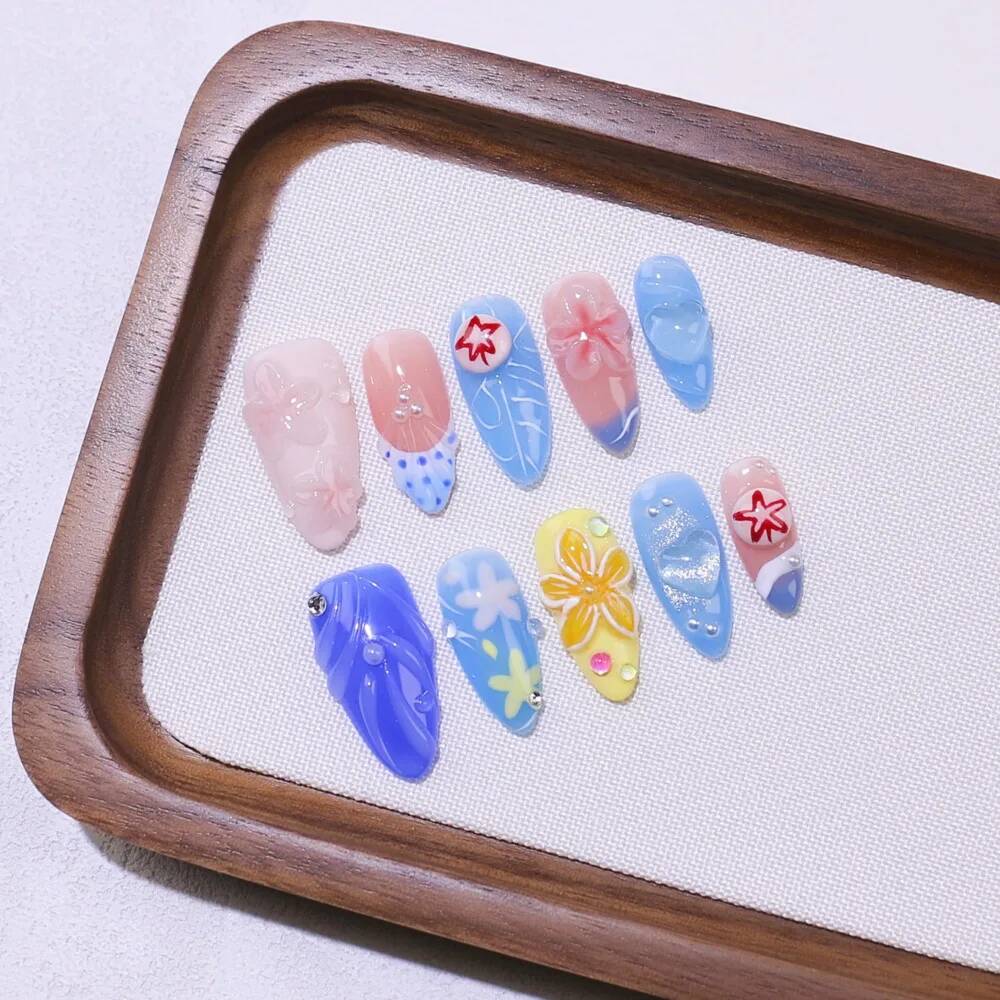 Unghie Finte di Lusso a Mandor - Nail Art Ice Blue recensione e prezzo